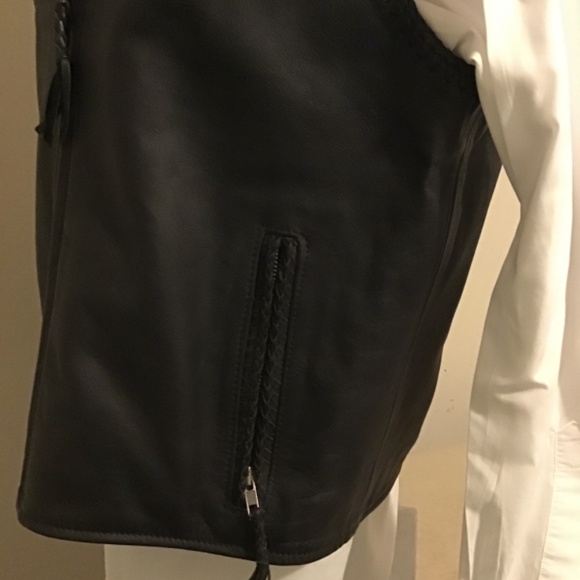 🔥🔥Harley Davidson, smooth leather vest new condition, size medium,see photos - Picture 5 of 10